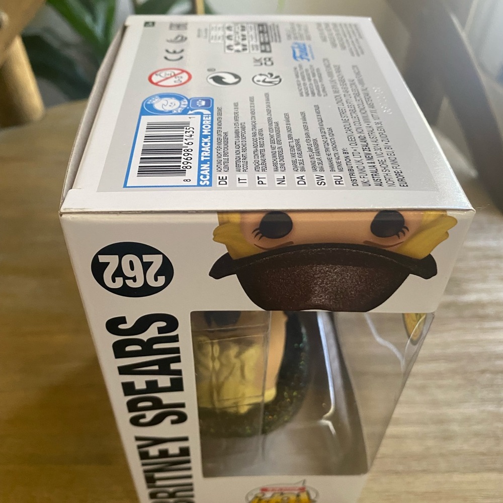 Britney Spears chase funko pop - Picture 8 of 9